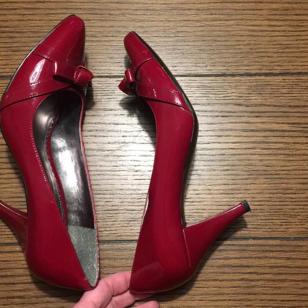Laura Ashley dark red shoes - Picture 5 of 7
